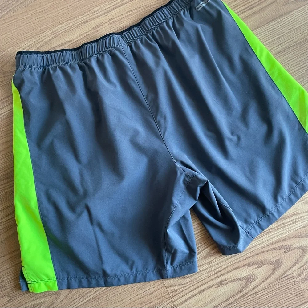 🟢3/$15 OLD NAVY Active Shorts